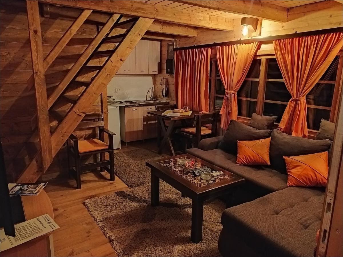 Brvnara Fairy Tale Villa เซทินเจ ภายนอก รูปภาพ