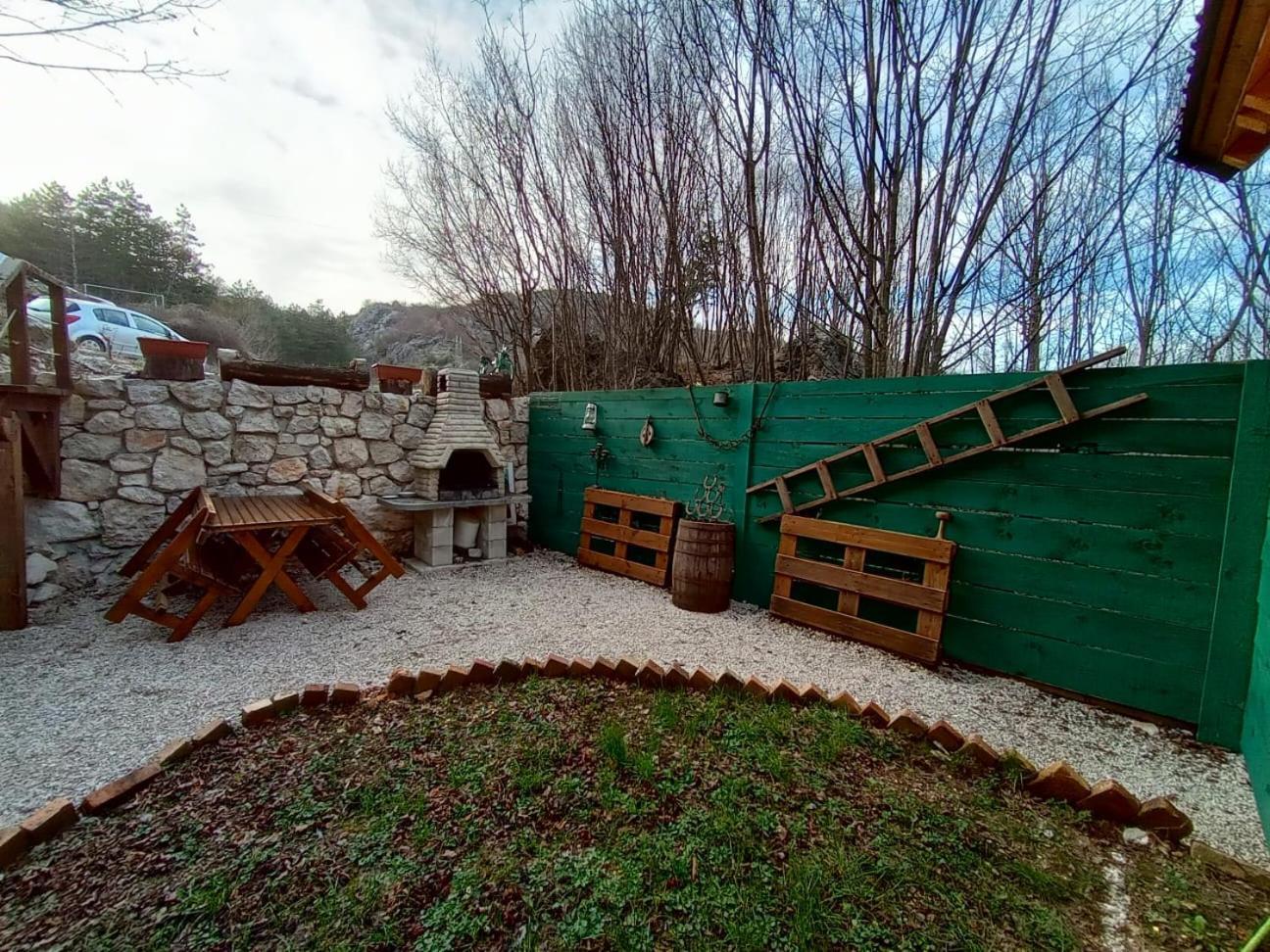Brvnara Fairy Tale Villa เซทินเจ ภายนอก รูปภาพ