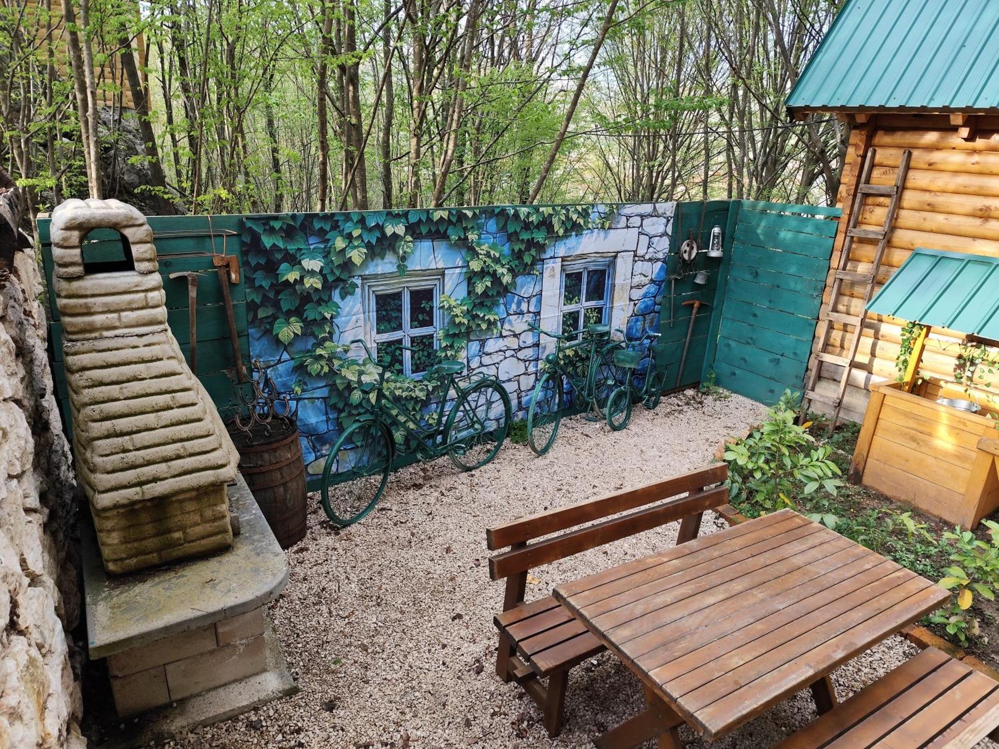 Brvnara Fairy Tale Villa เซทินเจ ภายนอก รูปภาพ